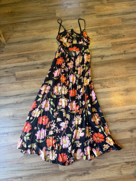 NEW FREE People Wisteria Floral Print VNeck Cut-Out Sleeveless Open TieBack Maxi - Picture 8 of 11